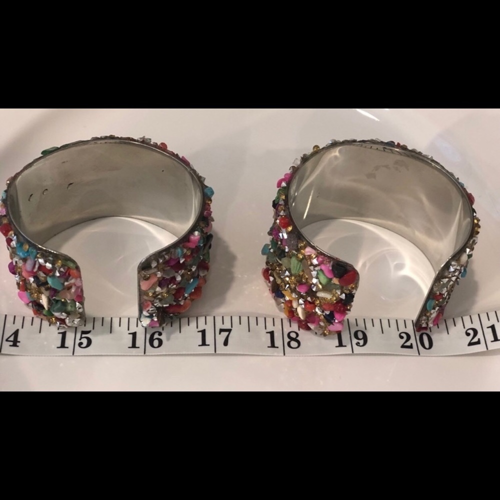 🌸 NWT 2.75” Beautiful and Colorful Statement Bracelet 🌸 - Picture 5 of 7